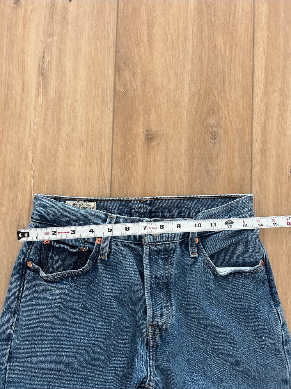 LEVI’S 501 Button-Fly 90’s Fit 100% Denim Jeans - Picture 10 of 12